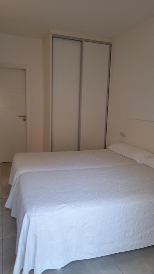 Sal Mar Suites Santa Eularia des Riu Exterior photo